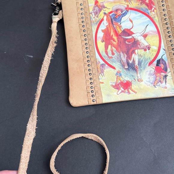 Montana West 100% Leather Rodeo Collection “Ride Em” Crossbody Bag *read detail - Picture 12 of 12